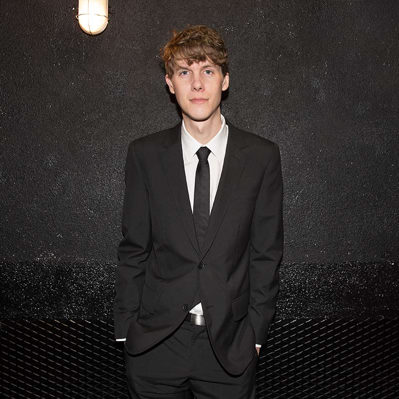 Louis de fumer, Heaven Club