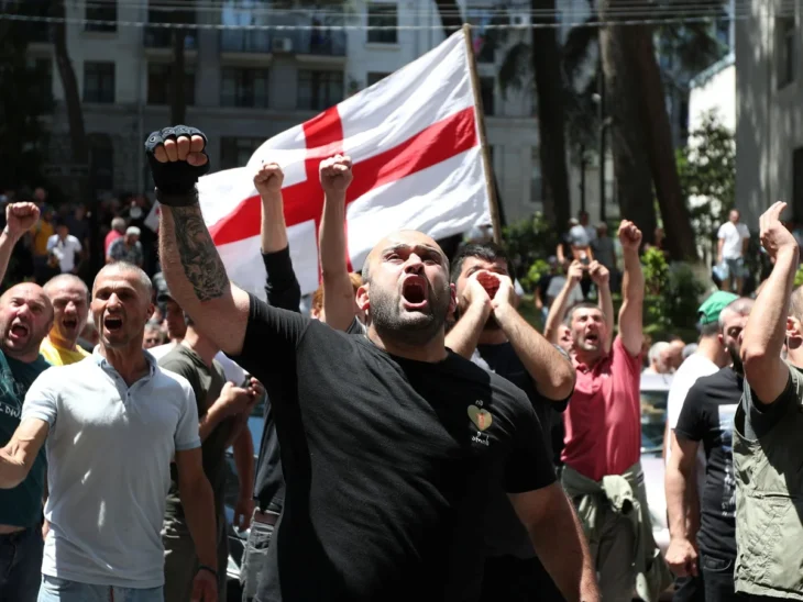 Feinde der Community bekämpfen die Pride Week in Tbilisi.
