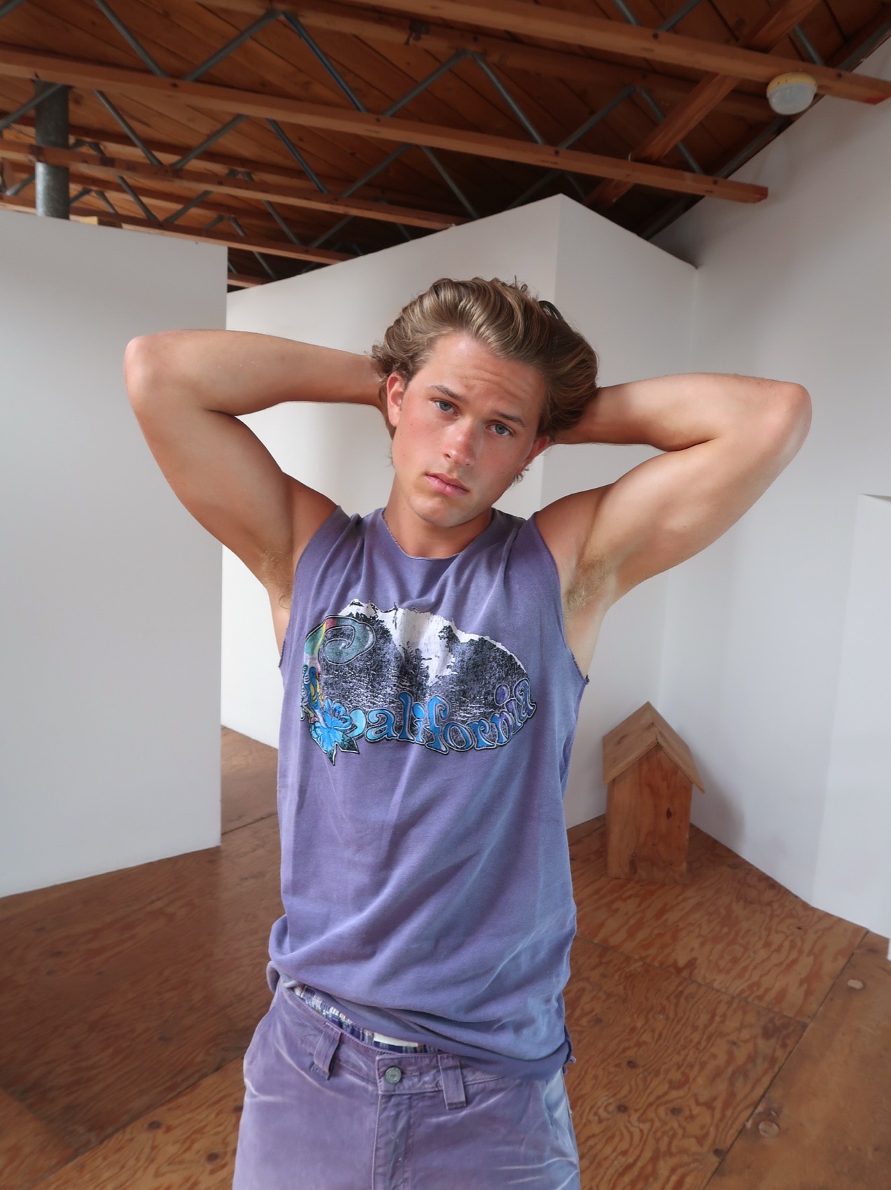 Deacon Phillippe en California Tank Tee